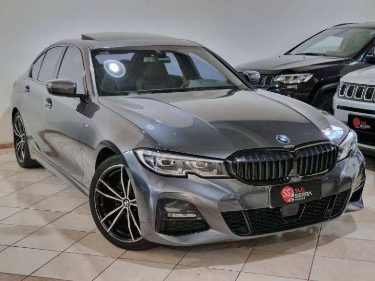 BMW - 320I - 2021/2022 - Cinza - R$ 239.900,00