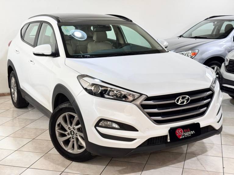 HYUNDAI - TUCSON - 2021/2022 - Branca - R$ 122.900,00