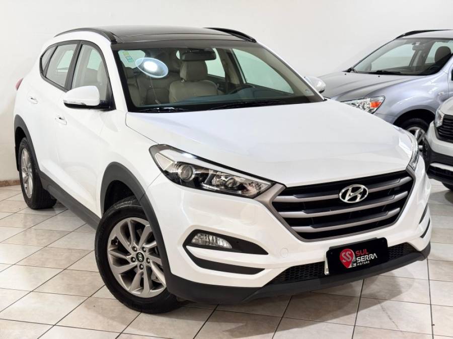HYUNDAI - TUCSON - 2021/2022 - Branca - R$ 122.900,00