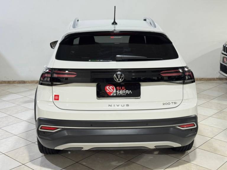 VOLKSWAGEN - NIVUS - 2023/2024 - Branca - R$ 119.900,00