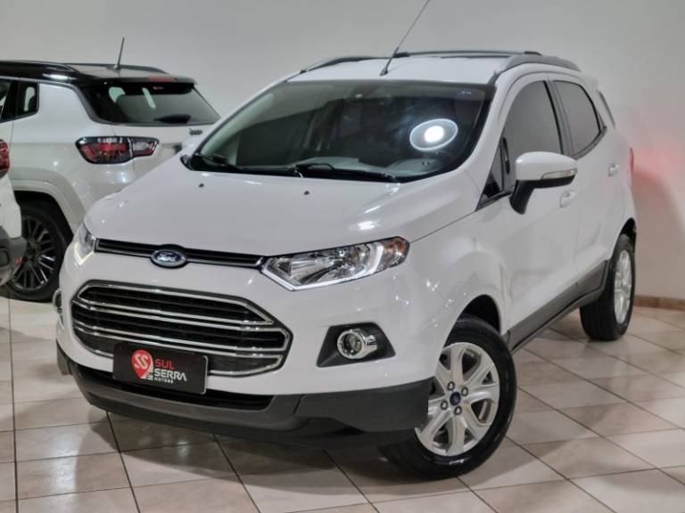 FORD - ECOSPORT - 2016/2017 - Branca - R$ 64.900,00