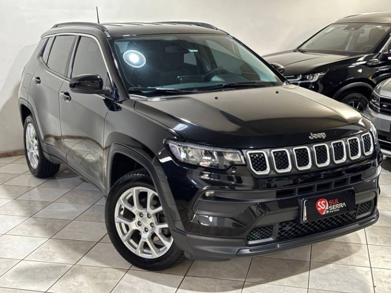 JEEP - COMPASS - 2022/2022 - Preta - R$ 109.900,00
