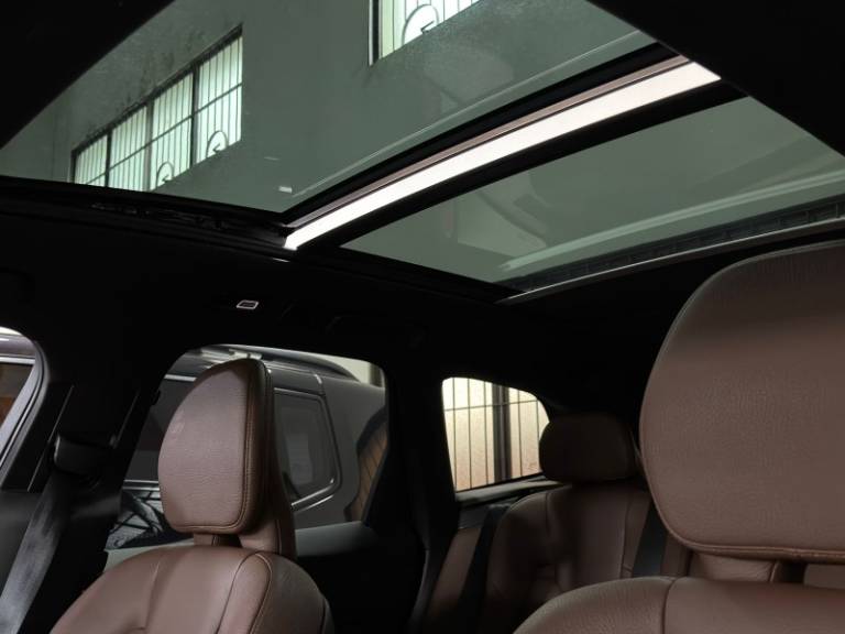 VOLVO - XC60 - 2021/2022 - Azul - R$ 236.900,00