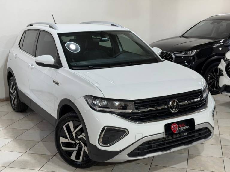VOLKSWAGEN - T-CROSS - 2024/2025 - Branca - R$ 151.900,00