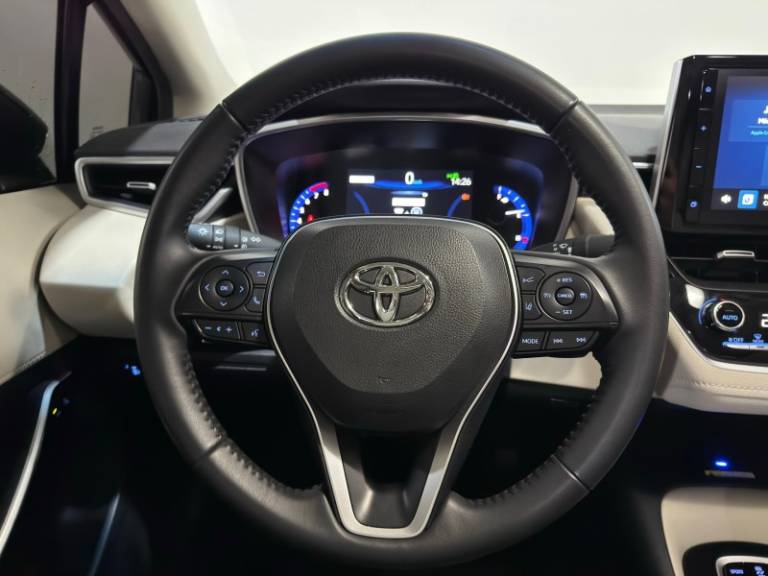 TOYOTA - COROLLA - 2023/2023 - Cinza - R$ 154.900,00