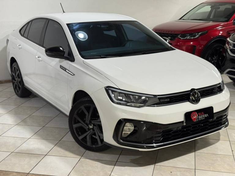 VOLKSWAGEN - VIRTUS - 2024/2024 - Branca - R$ 127.900,00