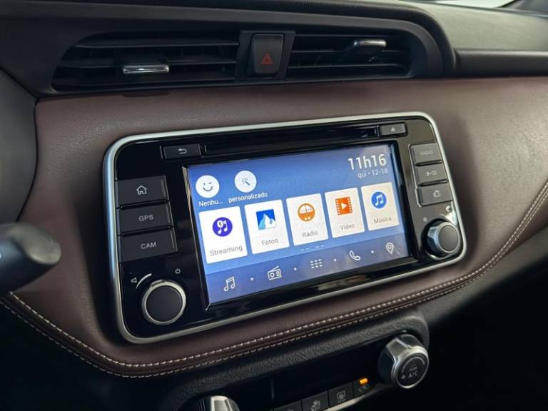 NISSAN - KICKS - 2017/2018 - Branca - R$ 83.900,00