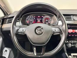 VOLKSWAGEN - PASSAT - 2018/2018 - Branca - R$ 149.900,00