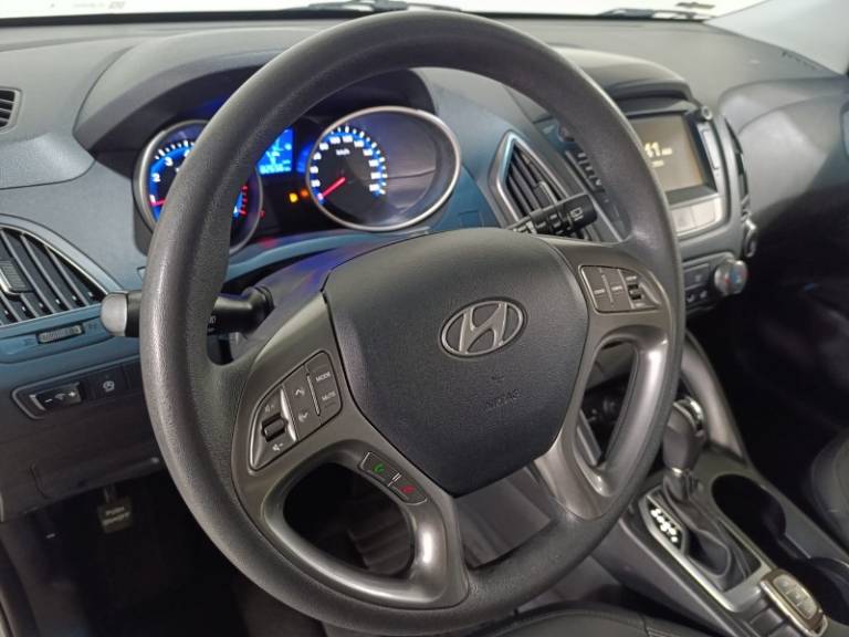 HYUNDAI - IX35 - 2019/2020 - Branca - R$ 96.900,00