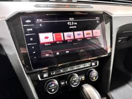 VOLKSWAGEN - PASSAT - 2018/2018 - Branca - R$ 149.900,00