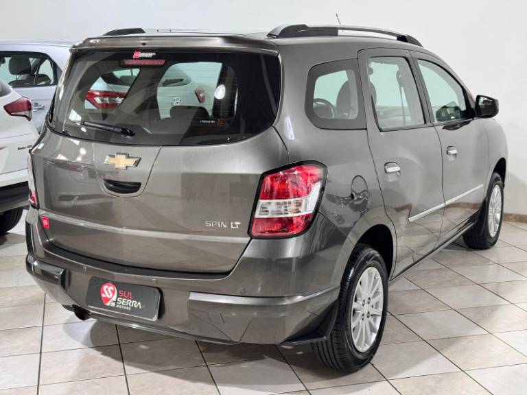 CHEVROLET - SPIN - 2014/2015 - Cinza - R$ 49.900,00