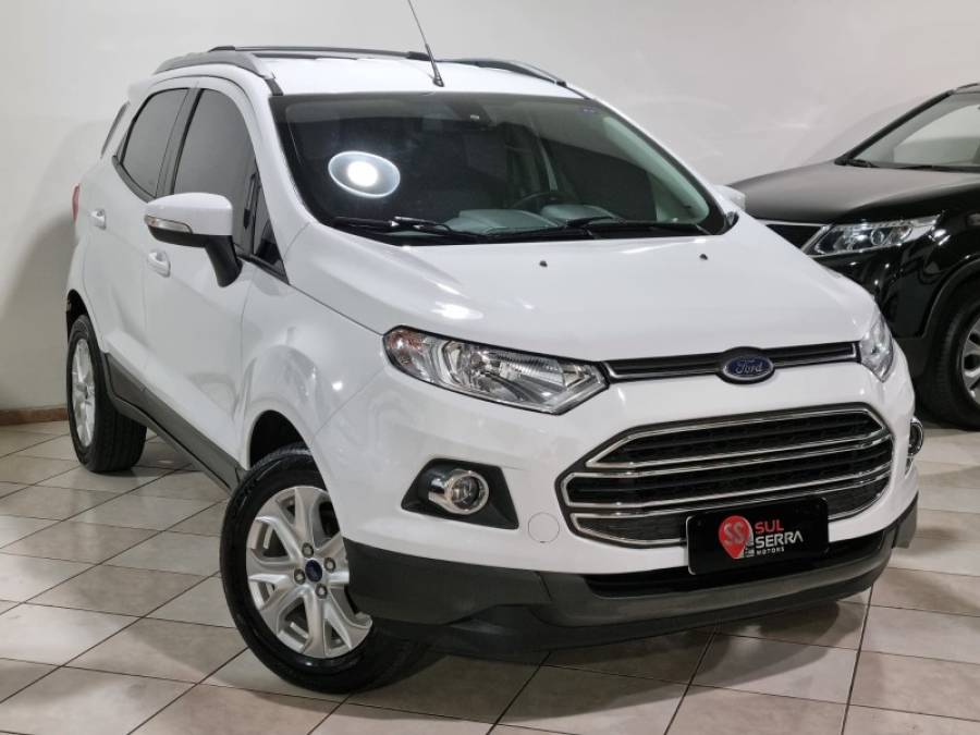 FORD - ECOSPORT - 2016/2017 - Branca - R$ 64.900,00