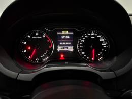 AUDI - A3 - 2015/2015 - Preta - R$ 88.900,00
