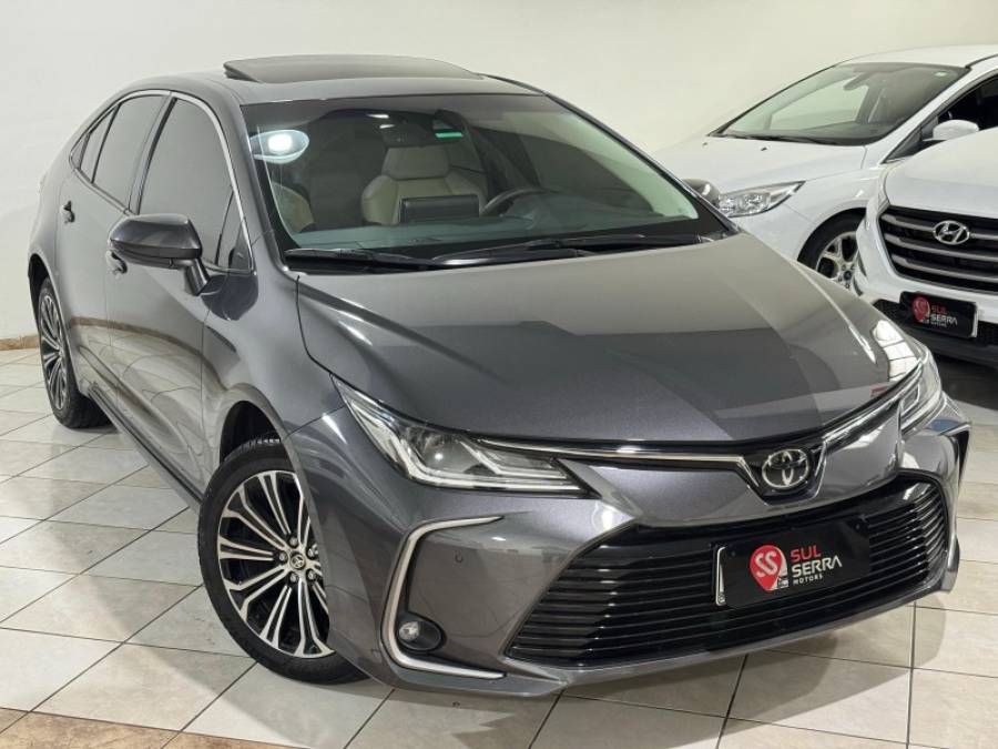 TOYOTA - COROLLA - 2023/2023 - Cinza - R$ 154.900,00
