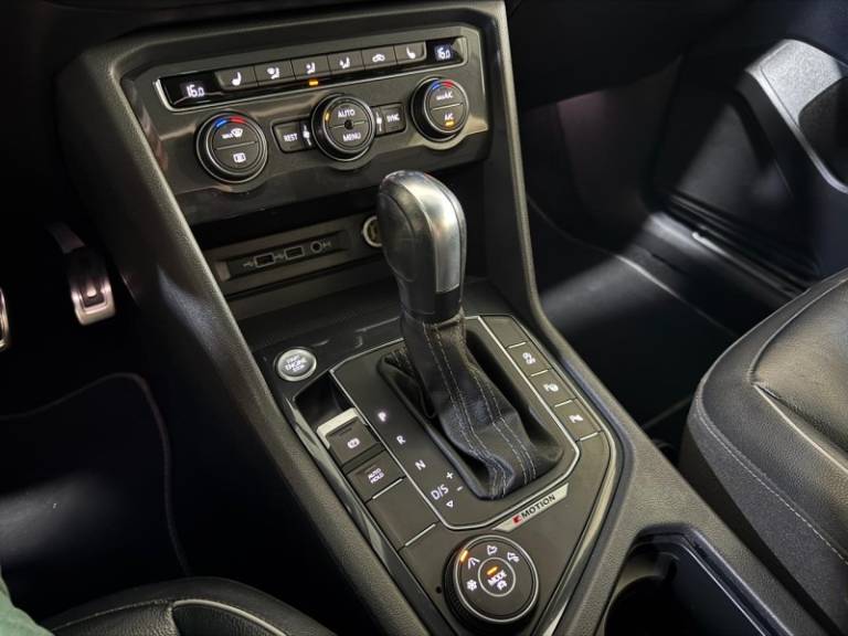 VOLKSWAGEN - TIGUAN - 2019/2020 - Prata - R$ 167.900,00