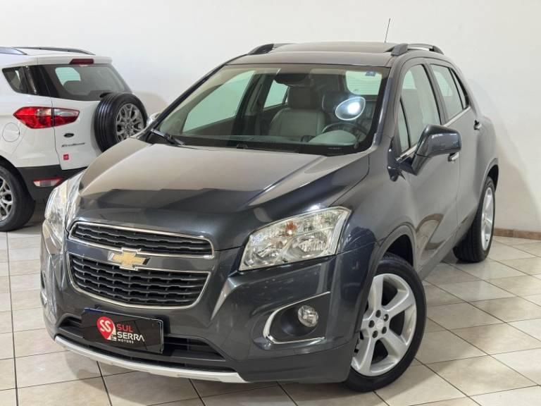 CHEVROLET - TRACKER - 2015/2015 - Cinza - R$ 68.900,00