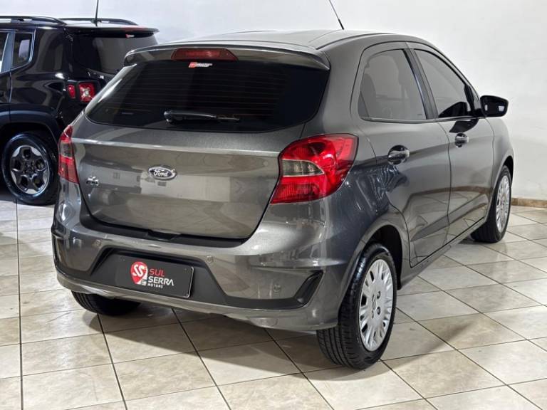 FORD - KA - 2019/2020 - Cinza - R$ 49.900,00