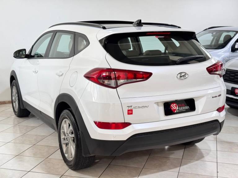 HYUNDAI - TUCSON - 2021/2022 - Branca - R$ 122.900,00