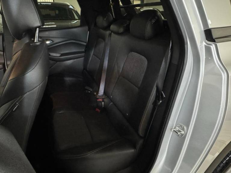 CHEVROLET - MONTANA - 2023/2023 - Prata - R$ 114.900,00