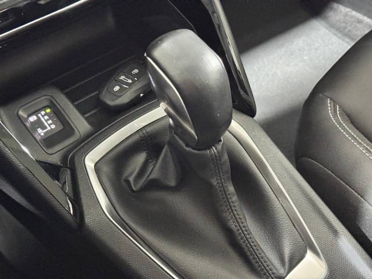 PEUGEOT - 208 - 2024/2024 - Cinza - R$ 104.900,00