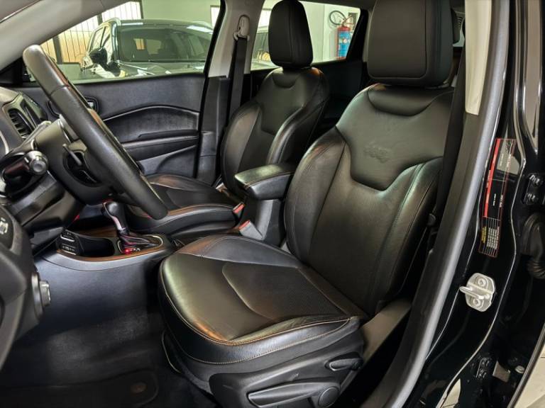 JEEP - COMPASS - 2018/2018 - Preta - R$ 89.900,00