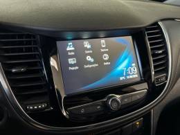 CHEVROLET - TRACKER - 2018/2019 - Branca - R$ 93.900,00