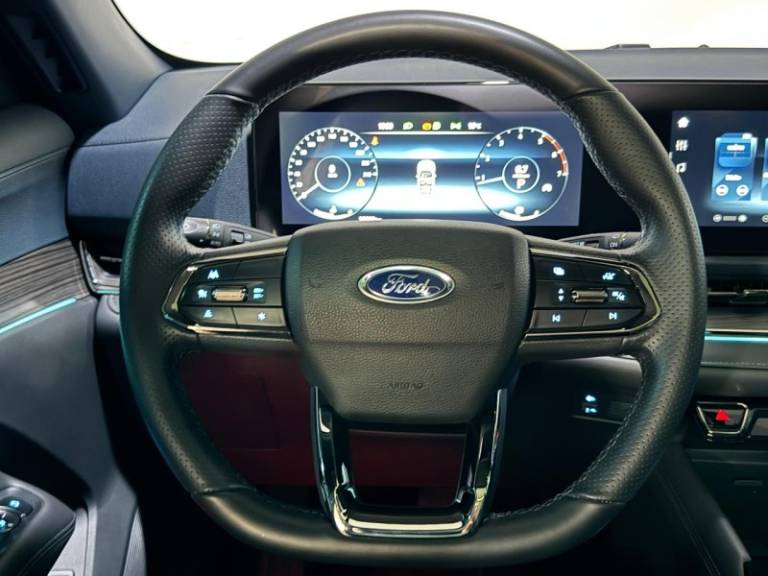 FORD - TERRITORY - 2024/2025 - Branca - R$ 189.900,00