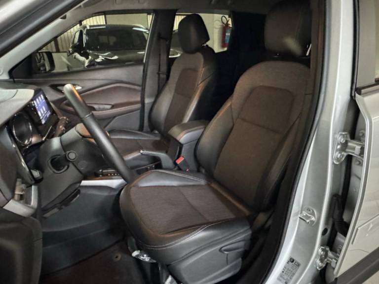 CHEVROLET - MONTANA - 2023/2023 - Prata - R$ 114.900,00