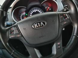 KIA MOTORS - SORENTO - 2014/2015 - Preta - R$ 78.900,00