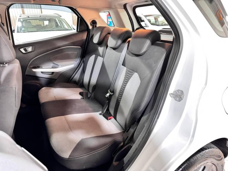 FORD - ECOSPORT - 2015/2016 - Branca - R$ 59.900,00