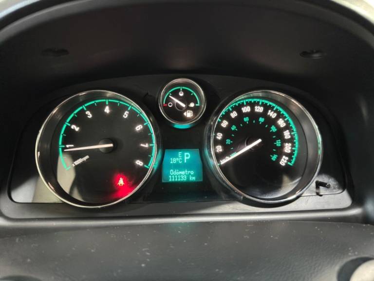 CHEVROLET - CAPTIVA - 2012/2013 - Cinza - R$ 45.900,00