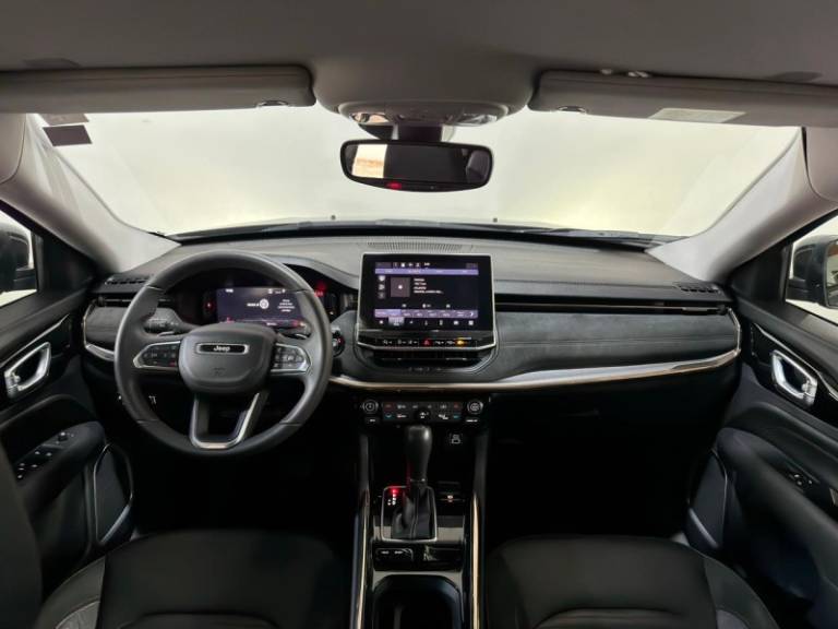 JEEP - COMMANDER - 2023/2024 - Cinza - R$ 176.900,00