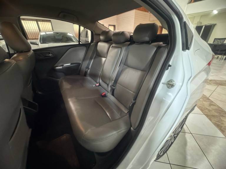 HONDA - CITY - 2019/2020 - Branca - R$ 88.900,00