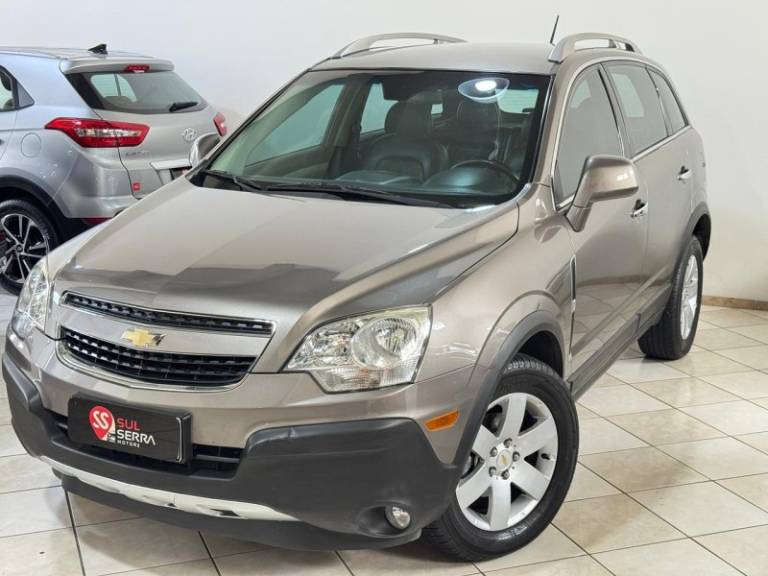 CHEVROLET - CAPTIVA - 2012/2013 - Cinza - R$ 45.900,00