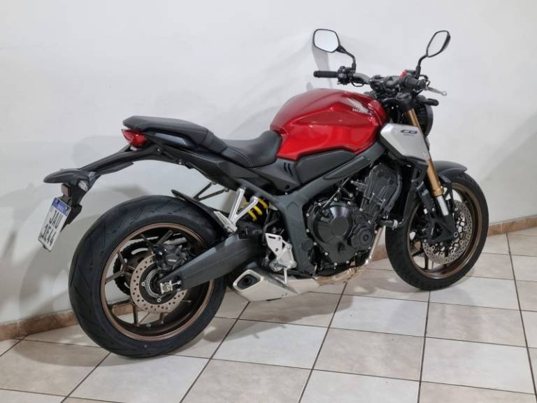 HONDA - CB 650R - 2021/2021 - Vermelha - R$ 48.900,00