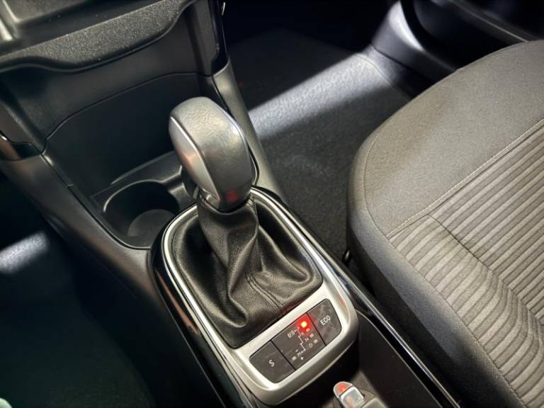 CITROËN - C4 CACTUS - 2021/2022 - Cinza - R$ 76.900,00