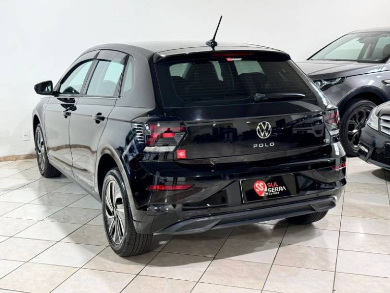 VOLKSWAGEN - POLO - 2023/2023 - Preta - R$ 102.900,00