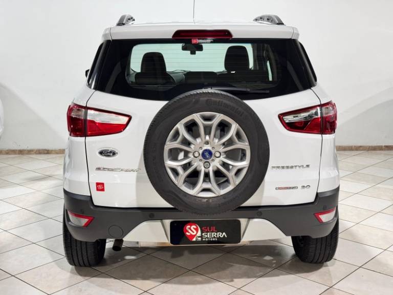 FORD - ECOSPORT - 2015/2016 - Branca - R$ 59.900,00