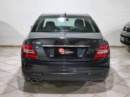 MERCEDES-BENZ - C 180 - 2012/2013 - Preta - R$ 74.900,00