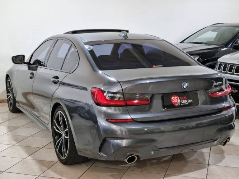 BMW - 320I - 2021/2022 - Cinza - R$ 239.900,00