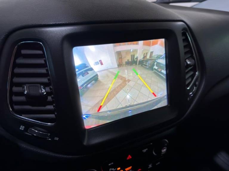 JEEP - COMPASS - 2017/2018 - Preta - R$ 91.900,00