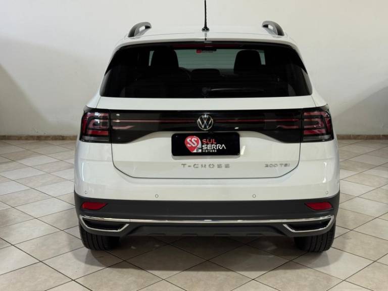 VOLKSWAGEN - T-CROSS - 2023/2023 - Branca - R$ 116.900,00