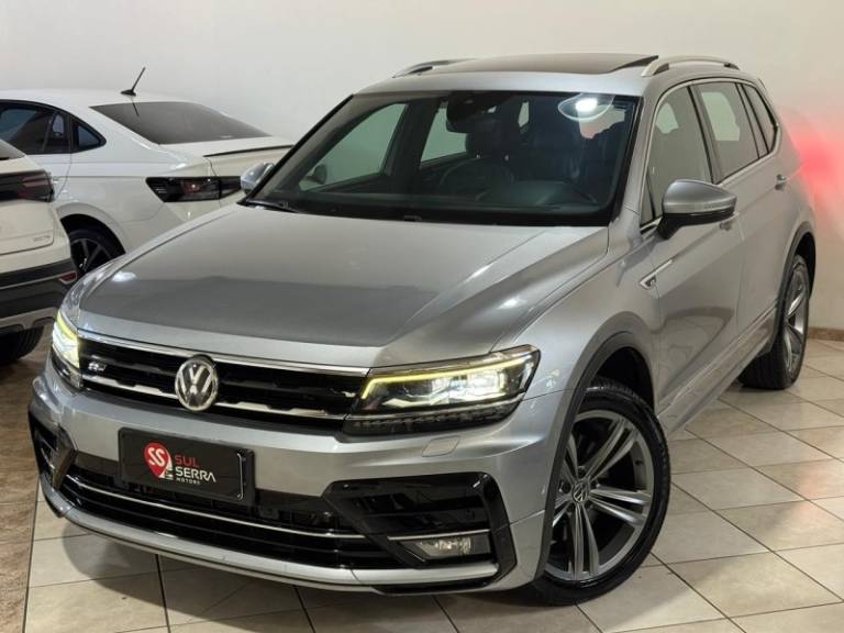 VOLKSWAGEN - TIGUAN - 2019/2020 - Prata - R$ 167.900,00
