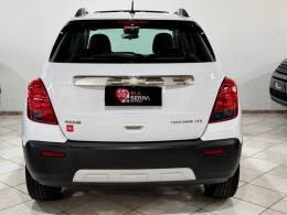 CHEVROLET - TRACKER - 2015/2015 - Branca - R$ 72.900,00