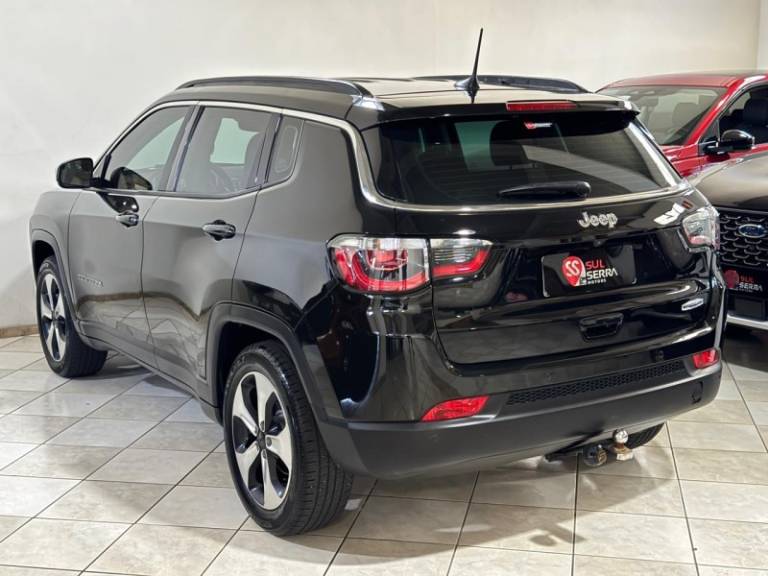 JEEP - COMPASS - 2017/2018 - Preta - R$ 91.900,00
