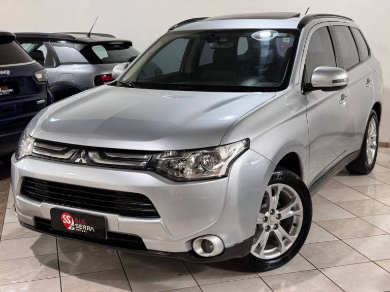 MITSUBISHI - OUTLANDER - 2014/2014 - Prata - R$ 69.900,00