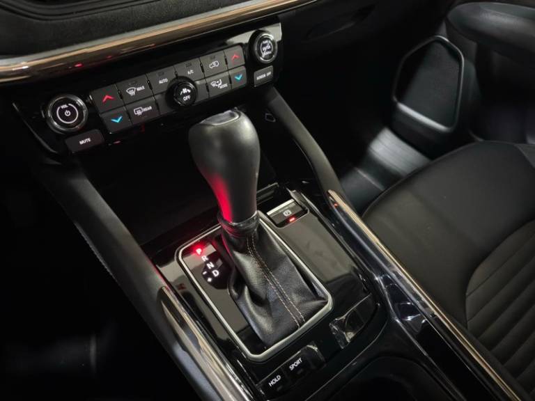 JEEP - COMMANDER - 2023/2024 - Cinza - R$ 176.900,00