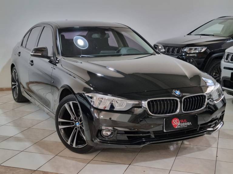 BMW - 320I - 2018/2018 - Preta - R$ 129.900,00