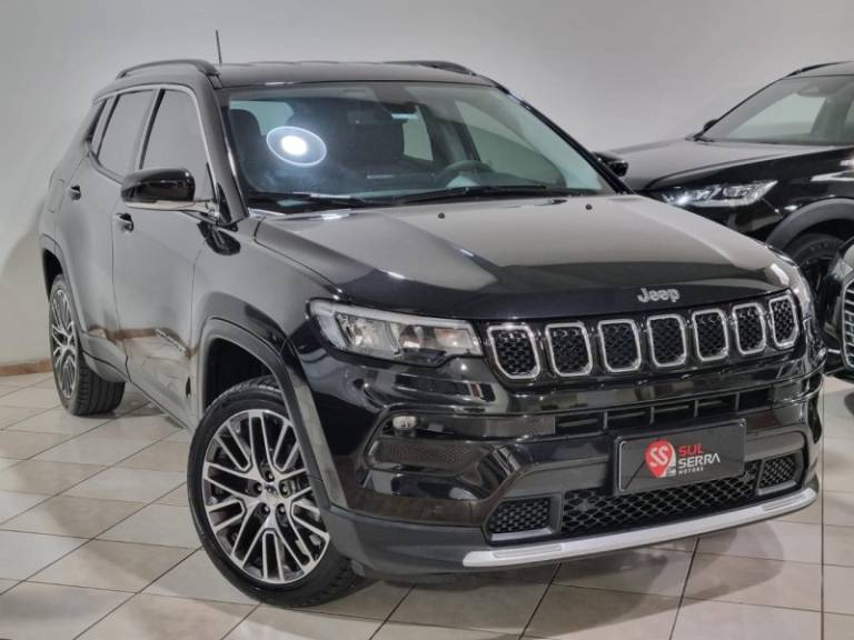 JEEP - COMPASS - 2021/2022 - Preta - R$ 139.900,00